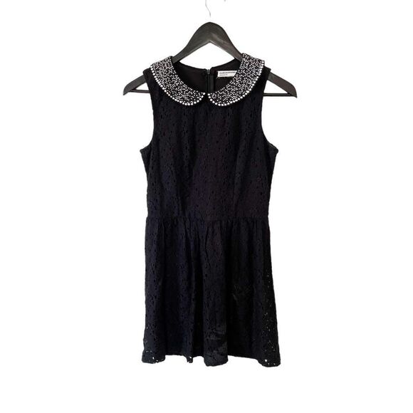 Clockhouse Elements Black Fit & Flair Eyelet Pearlized Peter Pan Collar Blouse - Picture 1 of 7